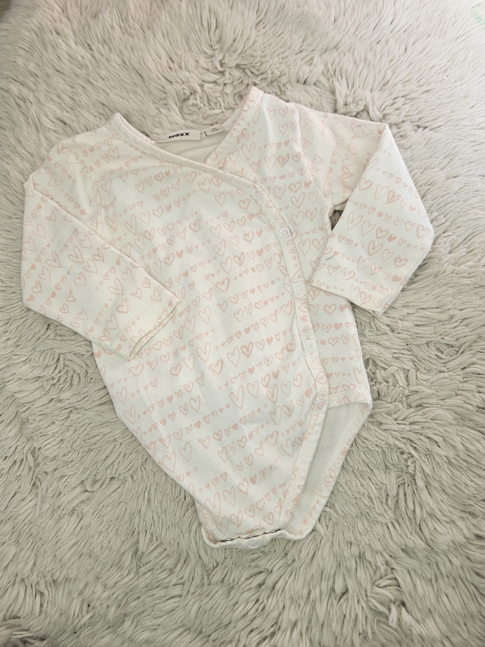 5/20$ 🩷Mexx Baby Girl Pink Heart Kimono Bodysuit Wrap Onesie 6-9 Months Cute🩷